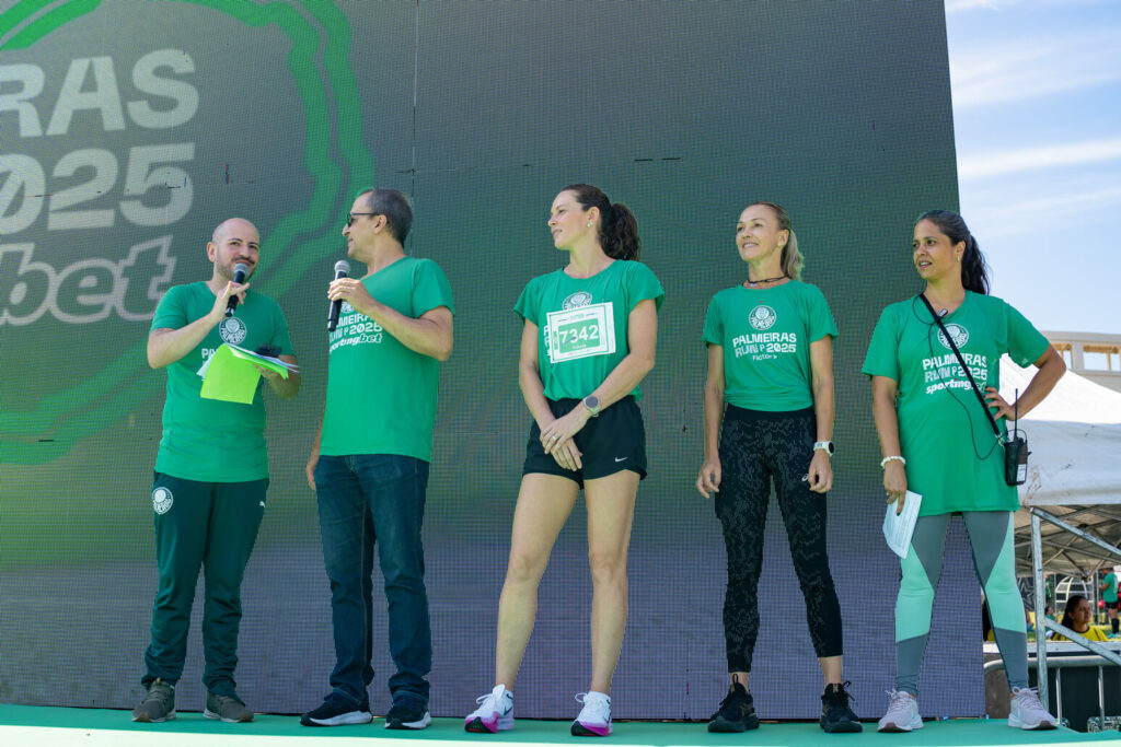 Fictor na Palmeiras Run 2025, com a presença de Fabiana Murer e Adriana Silva, grandes nomes do atletismo brasileiro.